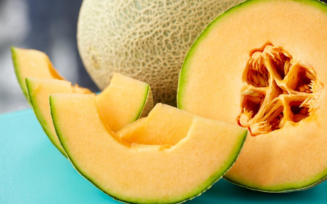 Plant Cantaloupe Melon Seeds for a Flavorful Light Orange Harvest