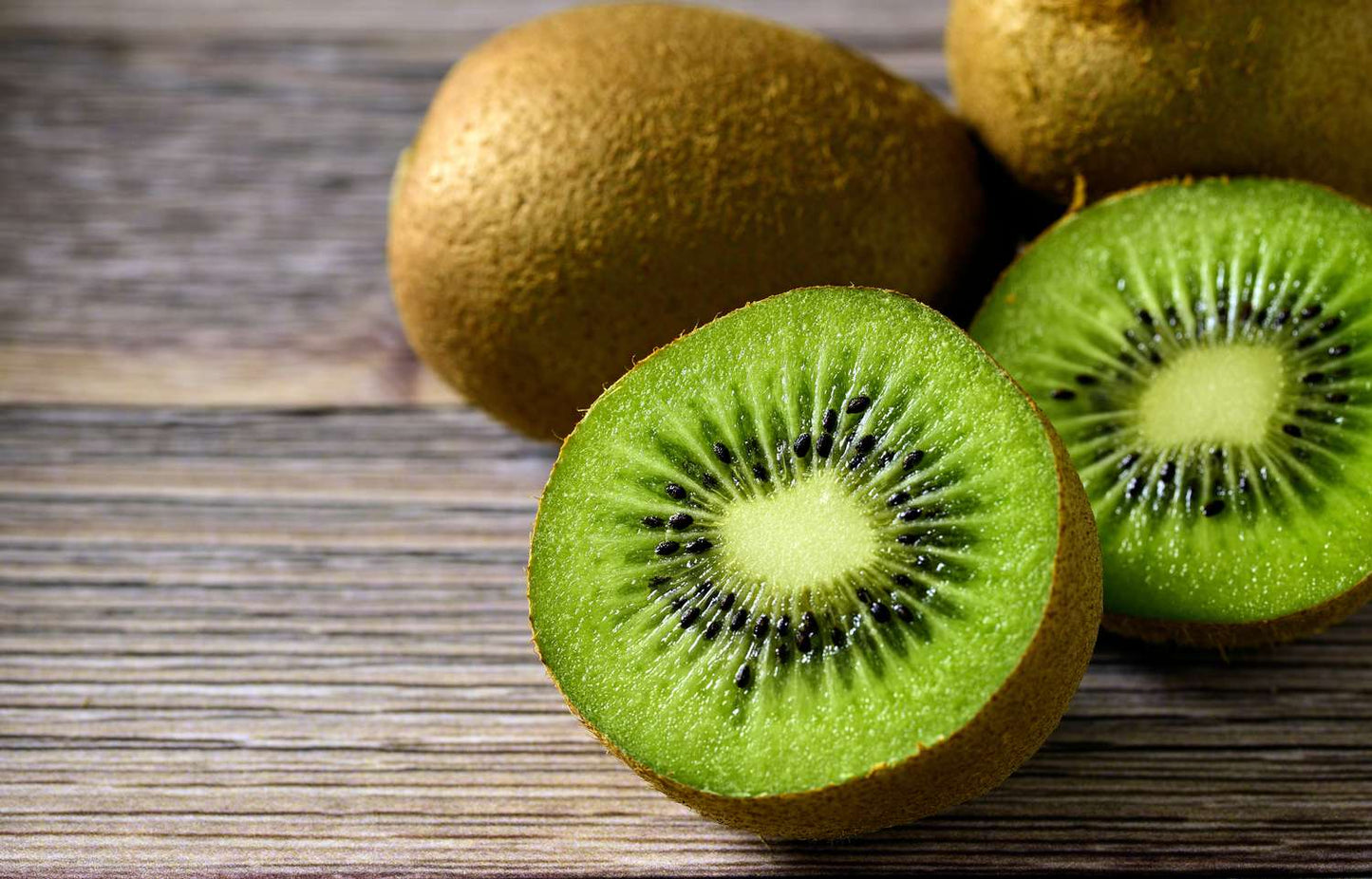 Kiwi Fruit (Actinidia) Vine Seeds – Hardy Kiwi, Kiwifruit, Tara Vine, Yang Tao, Chinese Gooseberry, Chinese Strawberry